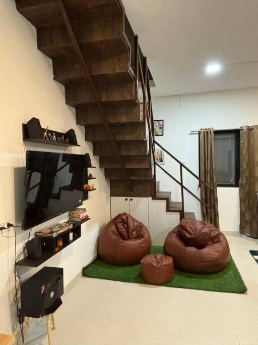 Jumanji - The Forest Duplex Pune Exterior photo